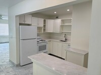 1036 Lenox Ave, Unit 4A in Miami Beach, FL - Building Photo - Building Photo