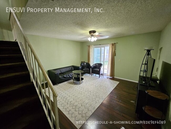 14452 Reuter Strasse Cir in Tampa, FL - Building Photo - Building Photo