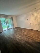4 Bridgeview Cir, Unit 29 in Tyngsboro, MA - Foto de edificio - Building Photo