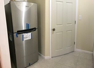 11320 Gainsborough Rd in Potomac, MD - Building Photo - Building Photo