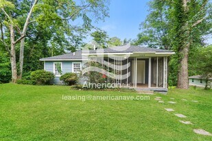 1009 Ozark Ct in Birmingham, AL - Building Photo
