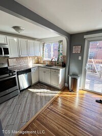 4443 E Allen St photo'