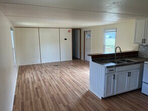 9 Barrett Ln in Lillington, NC - Building Photo - Building Photo