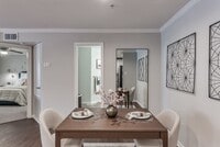 Alister Galleria - 6