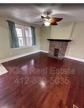 418 Carl St in Pittsburgh, PA - Building Photo - Building Photo