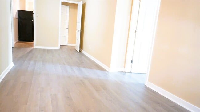 property at 2431 Shakespeare St