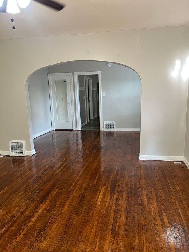 45 S Linwood Ave in Indianapolis, IN - Building Photo - Building Photo