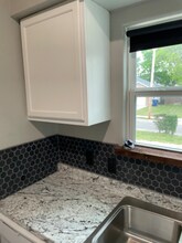 2106 Stonewall St-Unit -1B in Greenville, TX - Building Photo - Building Photo
