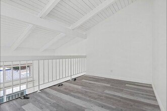 4925 Indian Wood Rd, Unit Tara Hills Condo in Culver City, CA - Foto de edificio - Building Photo