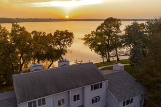 2520 Le Homme Dieu Hts NE, Unit 2 in Alexandria, MN - Foto de edificio - Building Photo