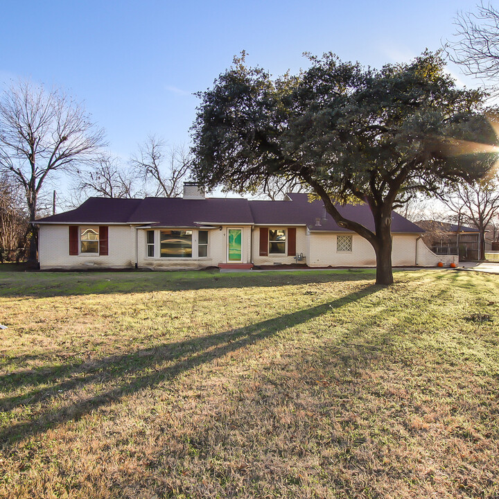 9 Chelsea Dr in Fort Worth, TX - Building Photo