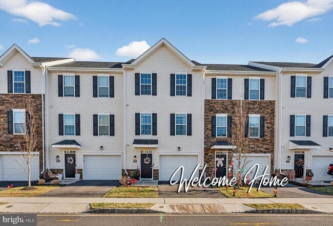 208 Prestige Rd in Brick, NJ - Building Photo - Building Photo