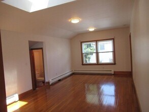 43 Pleasant St in Gloucester, MA - Building Photo - Building Photo