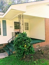 2614 Tryon Dr in Greenville, NC - Building Photo - Building Photo