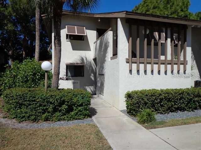 5255 Willow Links in Sarasota, FL - Foto de edificio