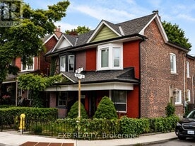 33 Page St in Toronto, ON - Building Photo