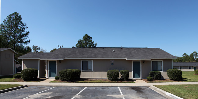 Pine Haven Villas in Columbia, SC - Foto de edificio - Building Photo