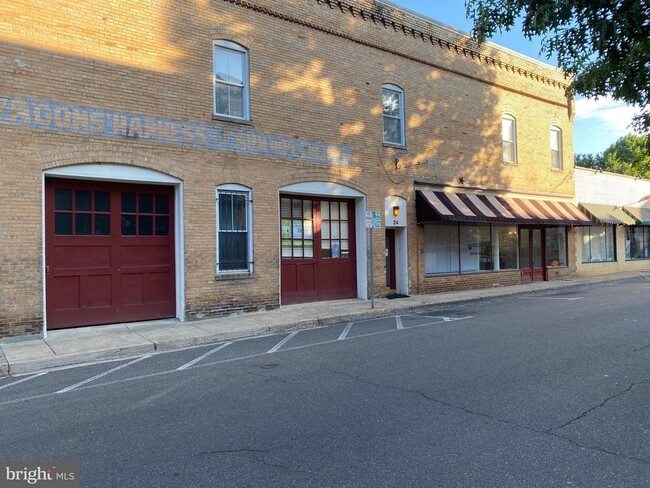 24 Ashby St in Warrenton, VA - Building Photo - Building Photo