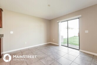 36124 Stable Wilk Ave in Zephyrhills, FL - Building Photo - Building Photo