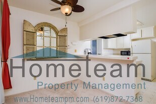 7495 Altiva Pl in Carlsbad, CA - Building Photo