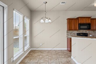 8012 Redbrush in Temple, TX - Building Photo - Building Photo