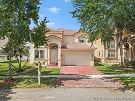 2316 SW 127th Ave in Miramar, FL - Building Photo