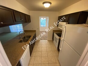 1006 Pine Lake Dr in Niceville, FL - Building Photo - Building Photo