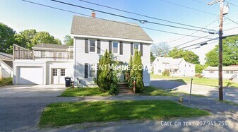 86 Wing St in Bangor, ME - Building Photo