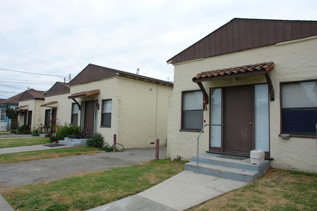 63 West St in Salinas, CA - Building Photo - Building Photo