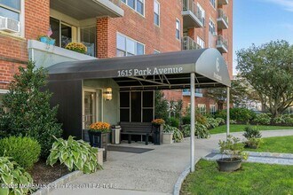 1615 Park Ave in Asbury Park, NJ - Building Photo - Building Photo
