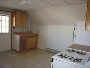 113 Pleasant St in Gloucester, MA - Building Photo - Building Photo