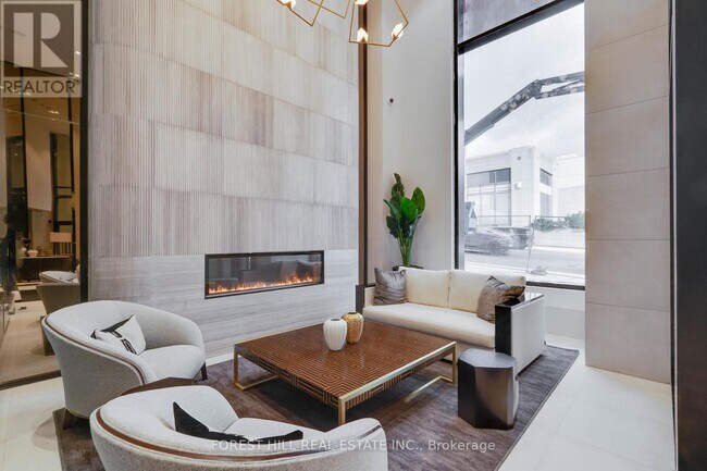 2020-2020 Bathurst St in Toronto, ON - Building Photo - Building Photo
