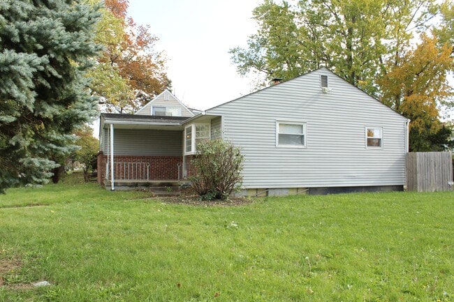 3301 Scottwood Rd in Columbus, OH - Building Photo - Building Photo