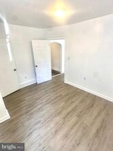 26 Cavell St in Trenton, NJ - Building Photo - Building Photo