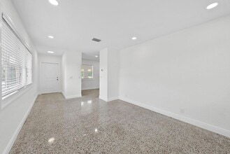 3808 Broadway in West Palm Beach, FL - Building Photo - Building Photo