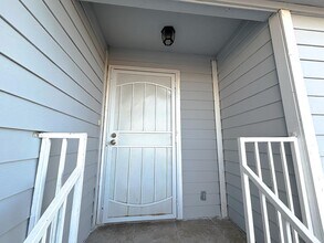 803 E Fremont St in Laredo, TX - Building Photo - Building Photo