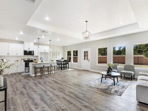 2411 Mercedes St in Granbury, TX - Building Photo - Building Photo