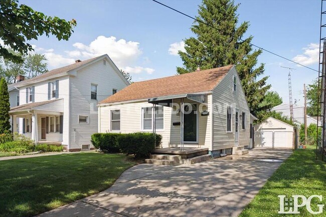 4606 Burnham Ave in Toledo, OH - Building Photo - Building Photo