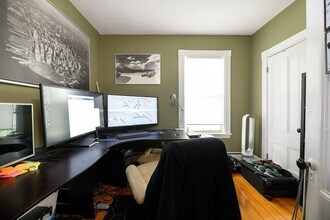 48 Eustis St in Cambridge, MA - Building Photo - Building Photo