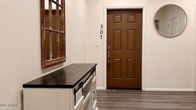 1650 E Ponderosa Pkwy-Unit -307 in Flagstaff, AZ - Building Photo - Building Photo