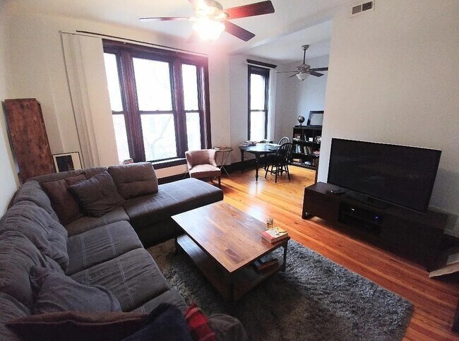 property at 1011 N Washtenaw Ave