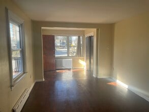 77 S Sproul Rd in Broomall, PA - Building Photo - Building Photo