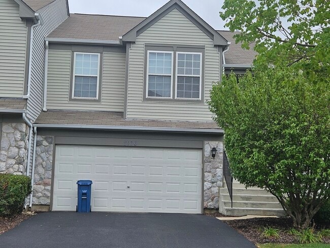 3106 Bromley Ln