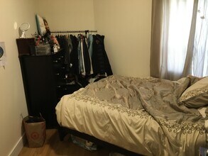 910 Beacon St, Unit 7 in Boston, MA - Foto de edificio - Building Photo