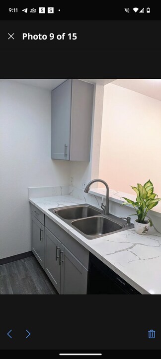 19350 Sherman Way, Unit 125 in Reseda, CA - Building Photo