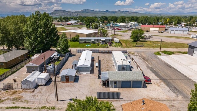 503 2nd Ave W in Three Forks, MT - Building Photo - Building Photo