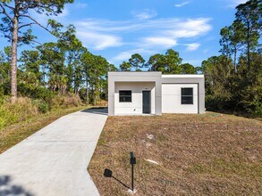 751 Clancy St E in Lehigh Acres, FL - Building Photo - Building Photo