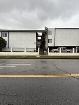 11865 W Magnolia Blvd, Unit 3 in Los Angeles, CA - Building Photo