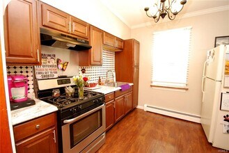 158 6th St, Unit 2-R in Verplanck, NY - Building Photo - Building Photo