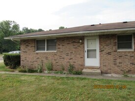 14250 Riverside Dr, Unit B-2 Apt-2 in Constantine, MI - Building Photo